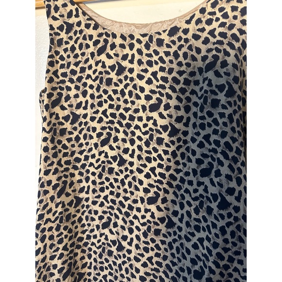 Pretty Ann May Leopard Print Sleeveless Blouse size XS 100% Silk - Picture 3 of 9